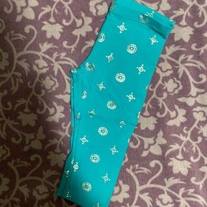 Girls Size S (6-6X) Capri Leggings
